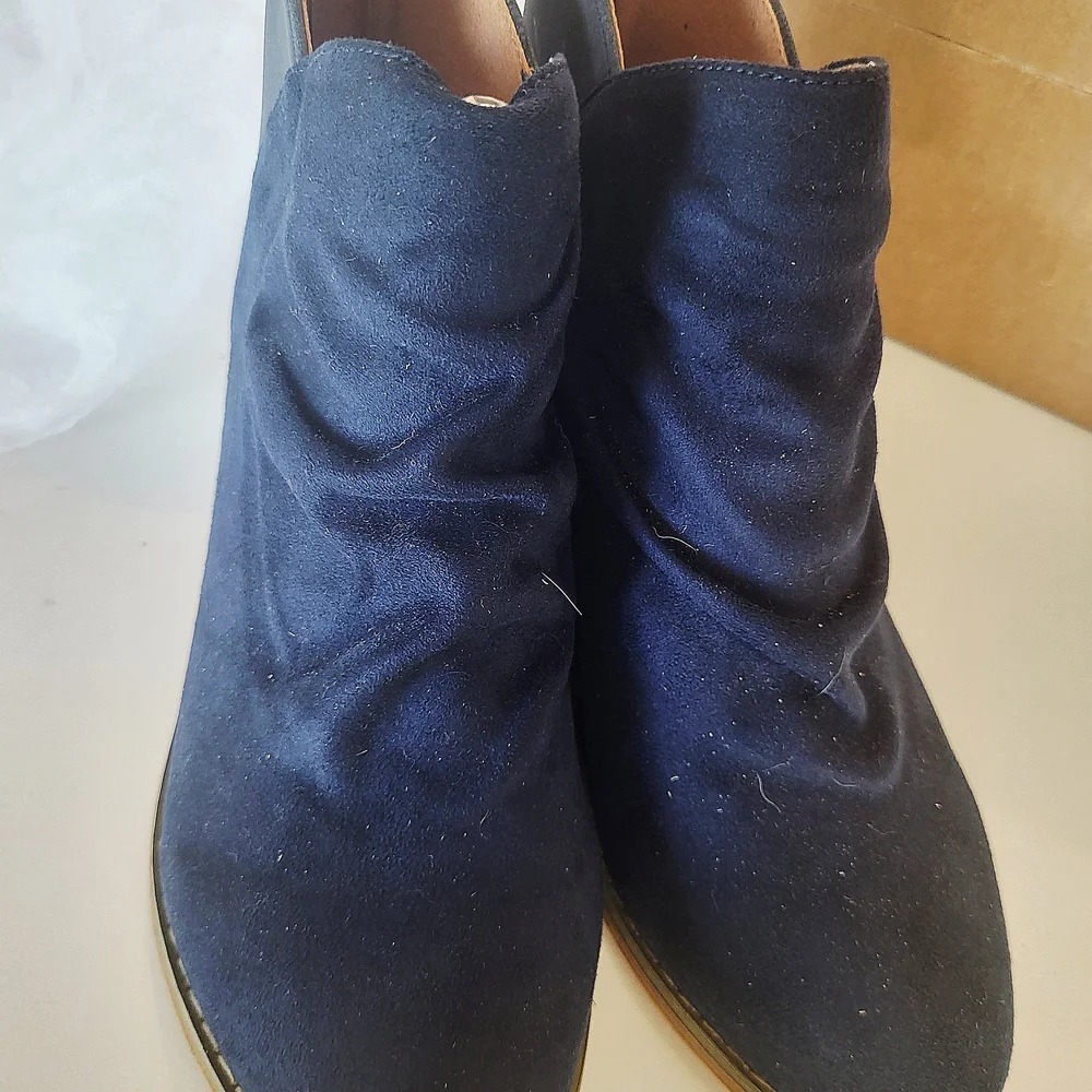 Corkys Slouch Booties SZ 7 Two Tone Navy Blue